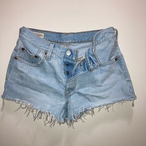 Levi’s shorts